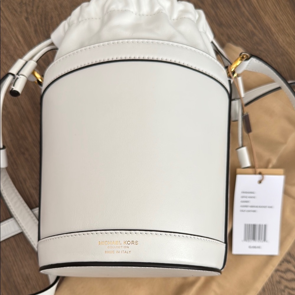 Michael Kors White Crossbody Bag with Structured Design
